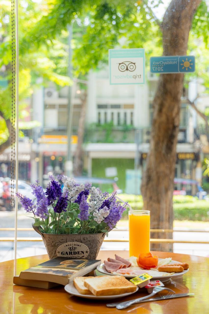 For You Residence Bangkok Exteriör bild